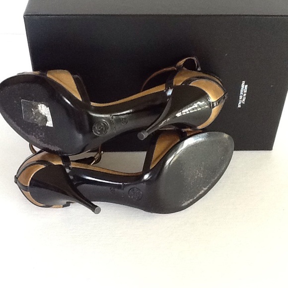 Hold for C. P. Chanel Black/Gold 3.25" Heel - Picture 6 of 8